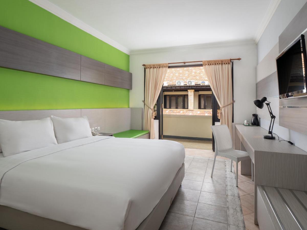 Lotus Garden Hotel Кедири Екстериор снимка