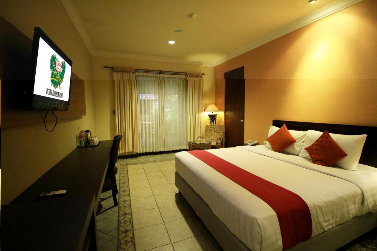 Lotus Garden Hotel Кедири Екстериор снимка